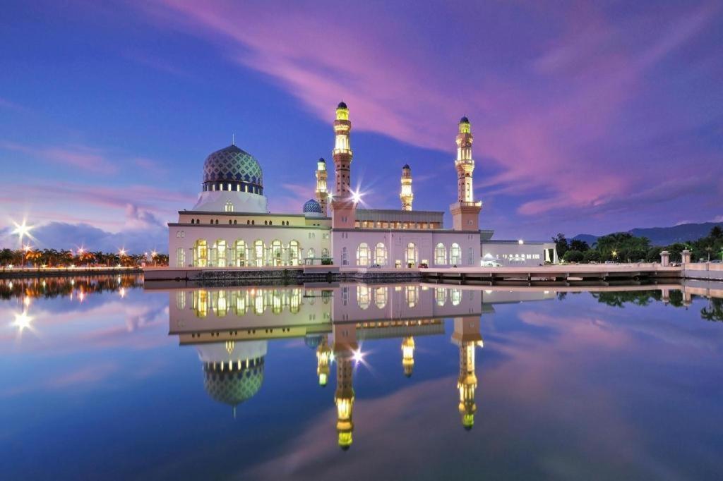 Hotel Seri Perkasa Kota Kinabalu Buitenkant foto