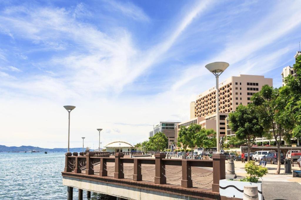 Hotel Seri Perkasa Kota Kinabalu Buitenkant foto