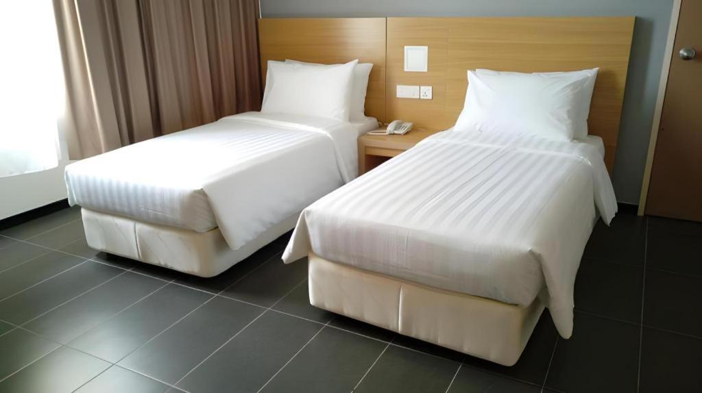 Hotel Seri Perkasa Kota Kinabalu Buitenkant foto