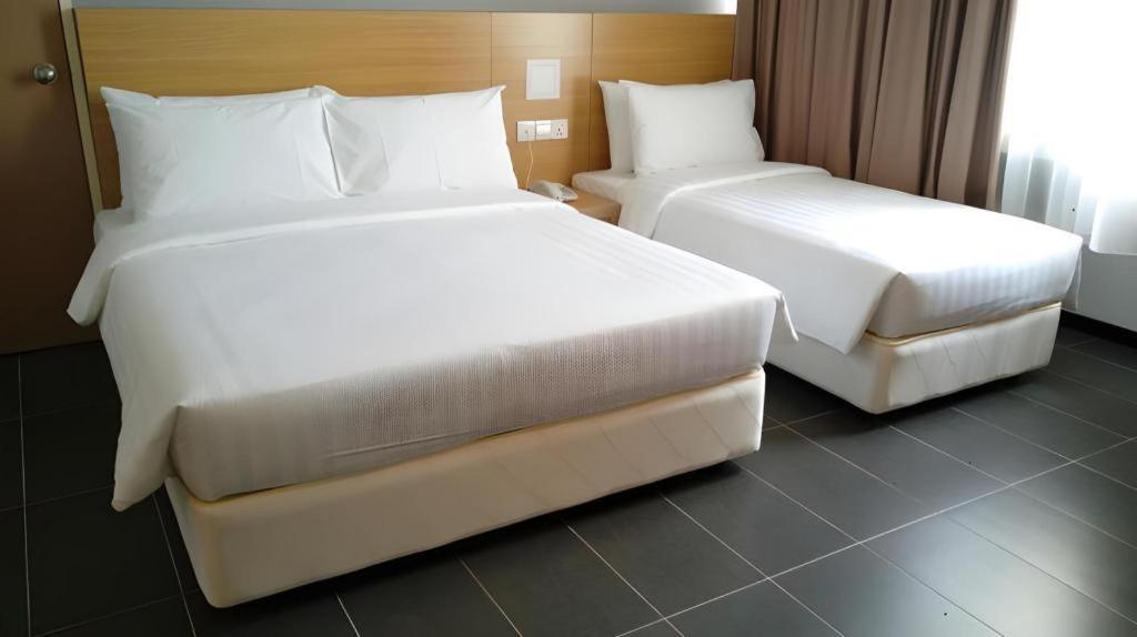 Hotel Seri Perkasa Kota Kinabalu Buitenkant foto