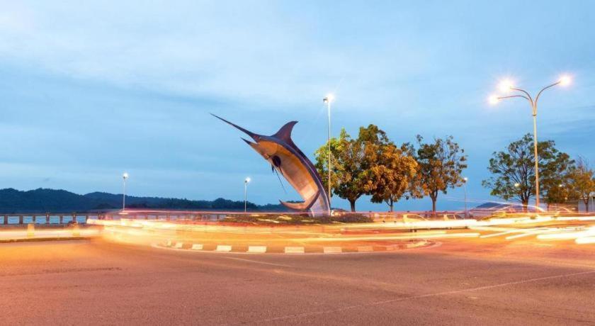 Hotel Seri Perkasa Kota Kinabalu Buitenkant foto