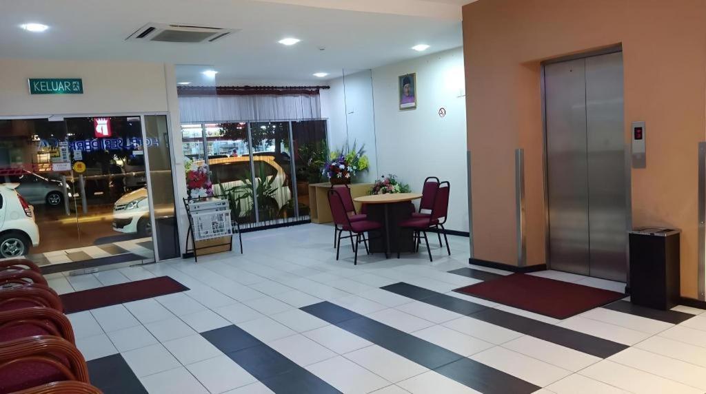 Hotel Seri Perkasa Kota Kinabalu Buitenkant foto
